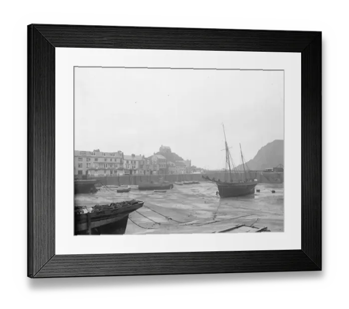 Framed Print : Ilfracombe on the North Devon Coast 1925 Framed Print : Ilfracombe on the North Devon Coast 1925