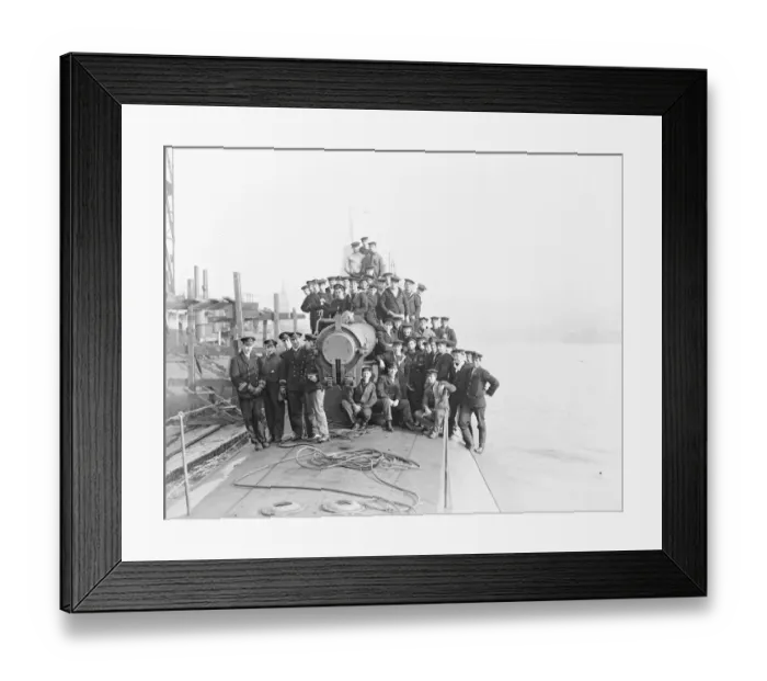 Framed Print : HMS Submarine No 3 The officers and the crew 30 March 1920 Framed Print : HMS Submarine No 3 The officers and the crew 30 March 1920