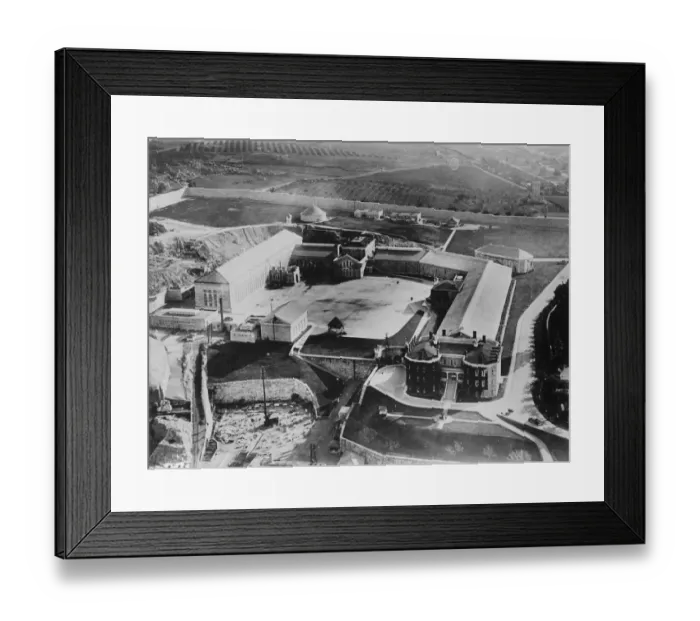 Framed Print : Where Fatal Gaol break was foiled gateway to Folsom Prison, California State Prison Framed Print : Where Fatal Gaol break was foiled gateway to Folsom Prison, California State Prison