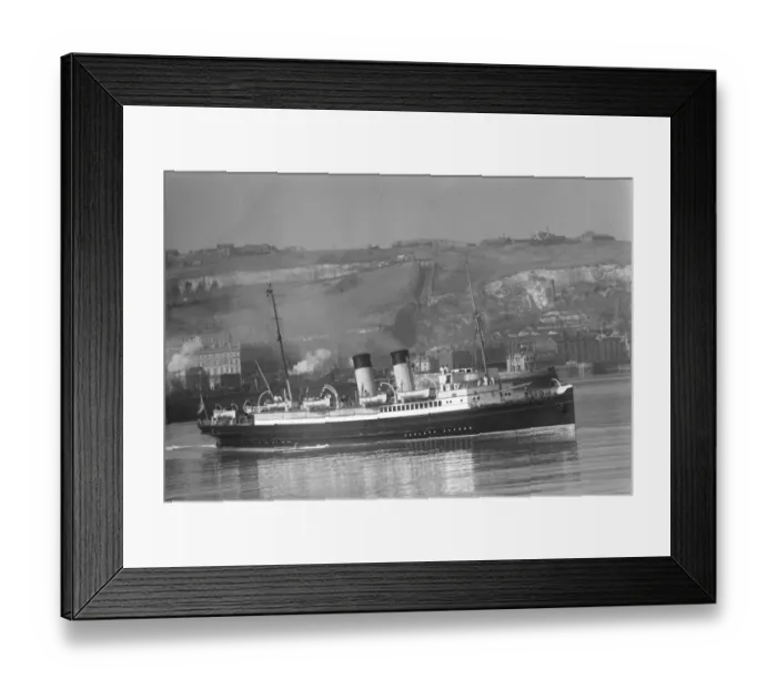 Framed Print : The Kings holiday begun. The King and Queen left Dover for their Mediterranean cruise Framed Print : The Kings holiday begun. The King and Queen left Dover for their Mediterranean cruise