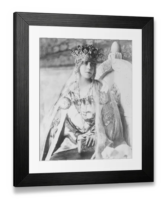 Framed Print : Queen of Romania In Coronation Dress A fine photograph of her Majesty, the Queen