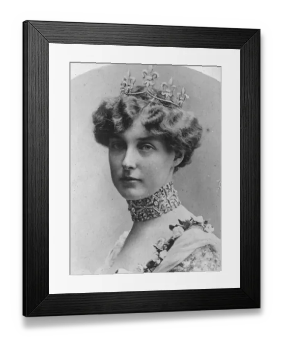 Framed Print : The Duchess de Guise. 31 March 1926 Framed Print : The Duchess de Guise. 31 March 1926