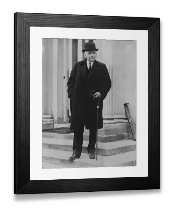 Framed Print : Frank B Kellogg, US Ambassador to London. 12 January 1924