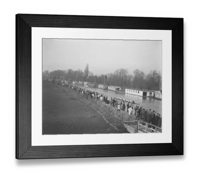 Framed Print : Opening of the river season at Oxford The Torpid Races Christchurch University Framed Print : Opening of the river season at Oxford The Torpid Races Christchurch University