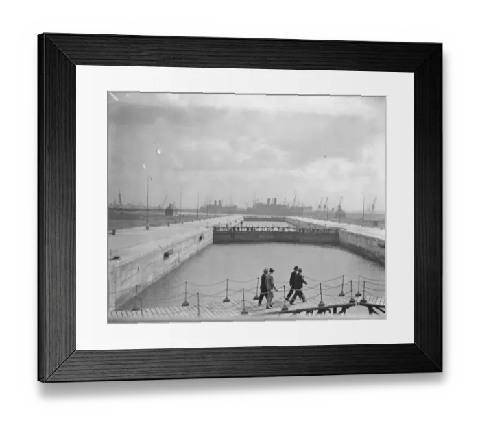 Framed Print : The PLA ? 3, 000, 000 dock improvement scheme at Tilbury The three sets of lock Framed Print : The PLA ? 3, 000, 000 dock improvement scheme at Tilbury The three sets of lock