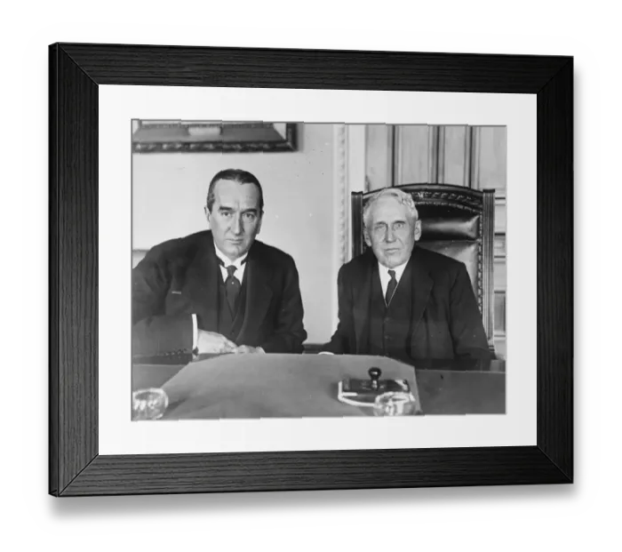 Framed Print : Australian Premier confers with secretary Kellogg. Mrs M Bruce ( left ), Prime Framed Print : Australian Premier confers with secretary Kellogg. Mrs M Bruce ( left ), Prime