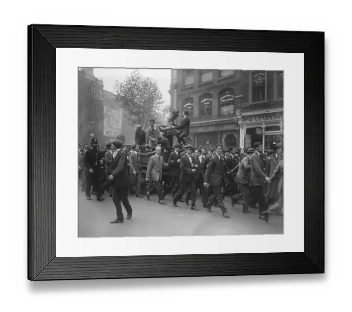 Framed Print : Students from Guys capture Prineas the mascot of University College Hospital 14 Framed Print : Students from Guys capture Prineas the mascot of University College Hospital 14