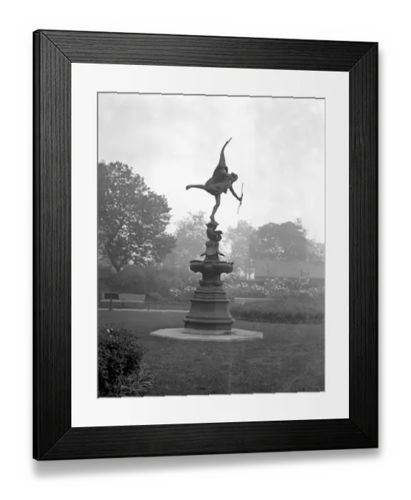 Framed Print : Qeros Statue in Embankment Gardens, London. 1 October 1926 Framed Print : Qeros Statue in Embankment Gardens, London. 1 October 1926