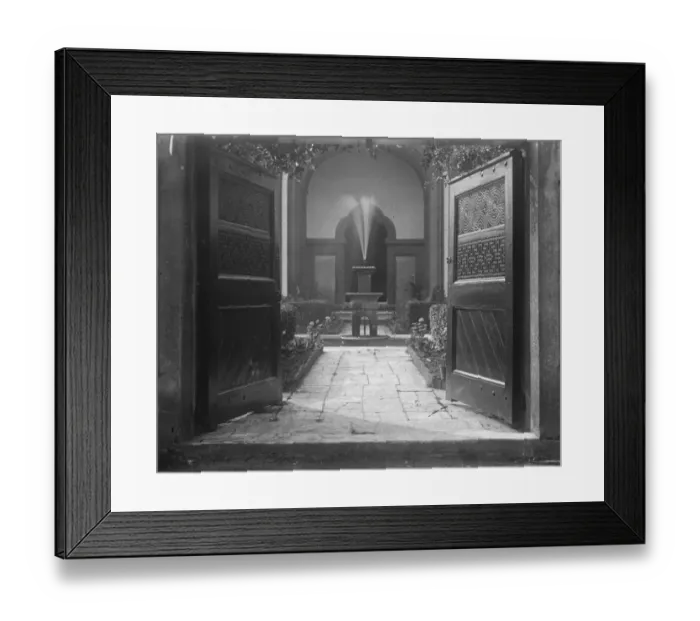 Framed Print : Begum of Bhopal visits Woking mosque. 9 October 1925 Framed Print : Begum of Bhopal visits Woking mosque. 9 October 1925