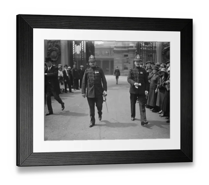 Framed Print : Investiture at Buckingham Palace. Left to right : Superintendent Woodmore ( X Division ) Framed Print : Investiture at Buckingham Palace. Left to right : Superintendent Woodmore ( X Division )