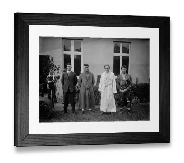 Framed Print : Georges Carpentier in boxing training at Shoeburyness in Essex for his fight with