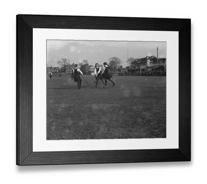 Framed Print : Ladies lacrosse at Richmond. Roedean school versus lady professionals