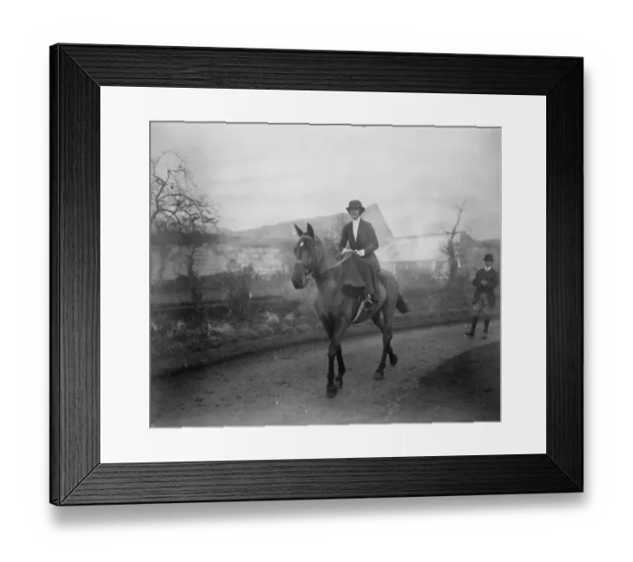 Framed Print : Meet of the Whaddon Chase at Creslow, Buckinghamshire. Lady Mary Hamilton Fitzmaurice Framed Print : Meet of the Whaddon Chase at Creslow, Buckinghamshire. Lady Mary Hamilton Fitzmaurice