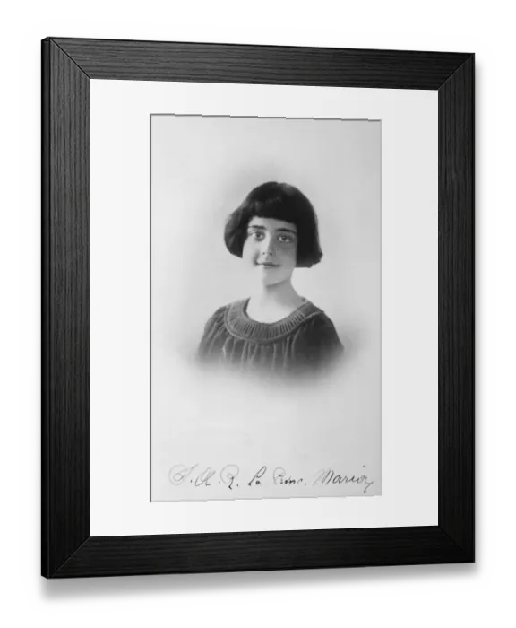 Framed Print : The King and Queen of Italys pretty daughter. A new picturre of Princess Maria Framed Print : The King and Queen of Italys pretty daughter. A new picturre of Princess Maria