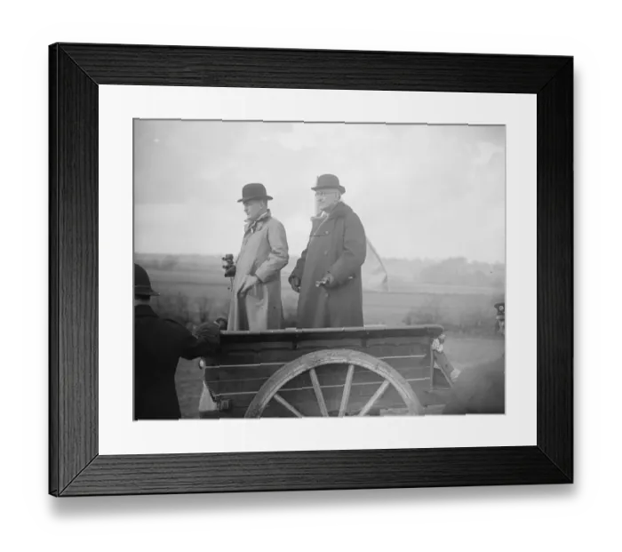 Framed Print : Bar point to point races at Northaw, Herts. Lord Trevethin, who was the judge Framed Print : Bar point to point races at Northaw, Herts. Lord Trevethin, who was the judge