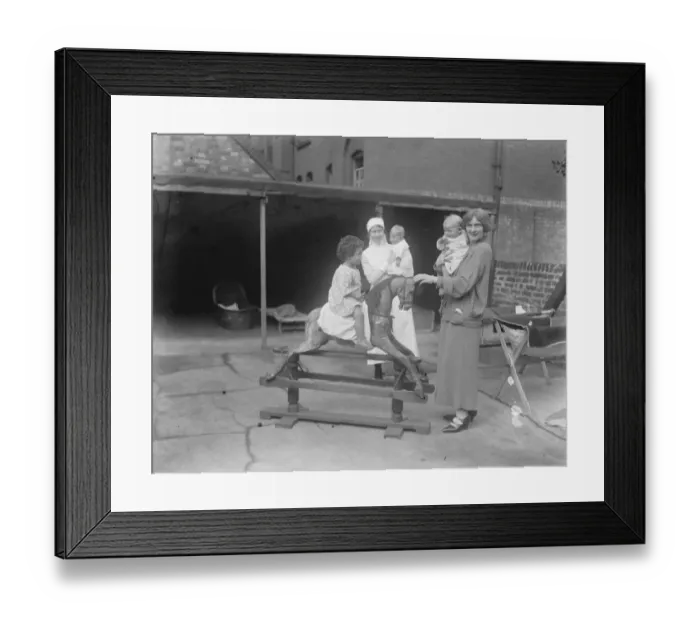 Framed Print : Joan of Arc among the babies. Miss Sybil Thorndike spent a happy hour at a Hostel for Mothers Framed Print : Joan of Arc among the babies. Miss Sybil Thorndike spent a happy hour at a Hostel for Mothers