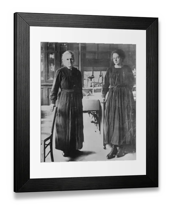 Framed Print : Mme Curie photographed with her daughter. 4 April 1925 Framed Print : Mme Curie photographed with her daughter. 4 April 1925