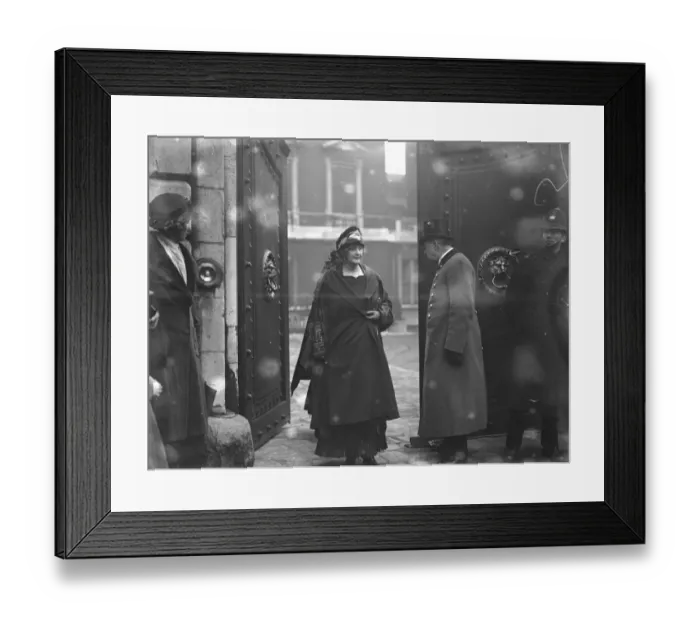 Framed Print : Society Callers at Chesterfield House Lady McGared Hogg 9 March 1923 Framed Print : Society Callers at Chesterfield House Lady McGared Hogg 9 March 1923