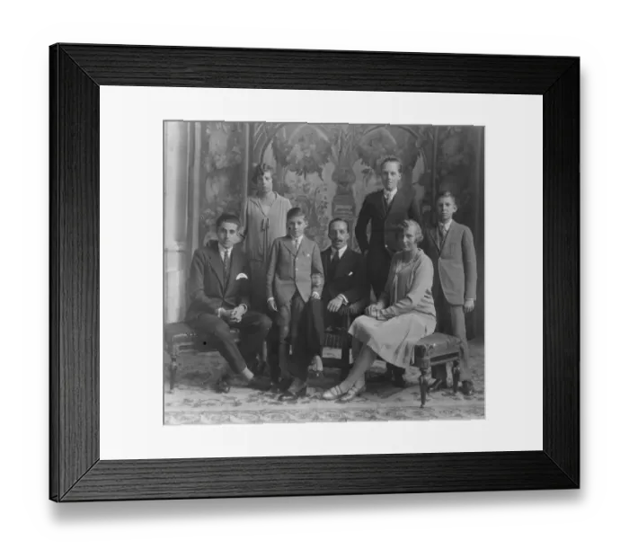 Framed Print : The King of spain with his famiy This interesting photograph shows the king of Spain Framed Print : The King of spain with his famiy This interesting photograph shows the king of Spain
