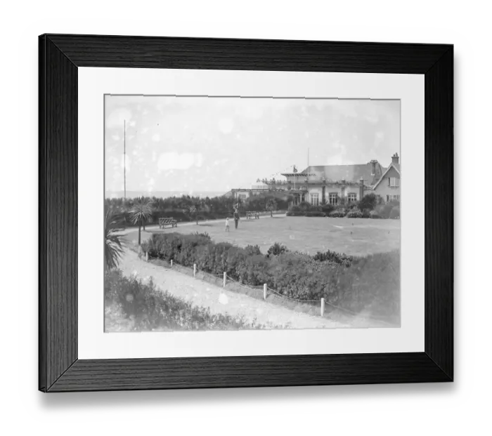 Framed Print : Angmering sports club in Sussex. 7th August 1923 Framed Print : Angmering sports club in Sussex. 7th August 1923