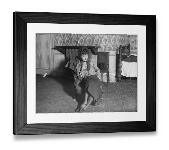 Framed Print : Pauline Fredrick as Madame X at the Lyceum. 28 February 1927 Framed Print : Pauline Fredrick as Madame X at the Lyceum. 28 February 1927