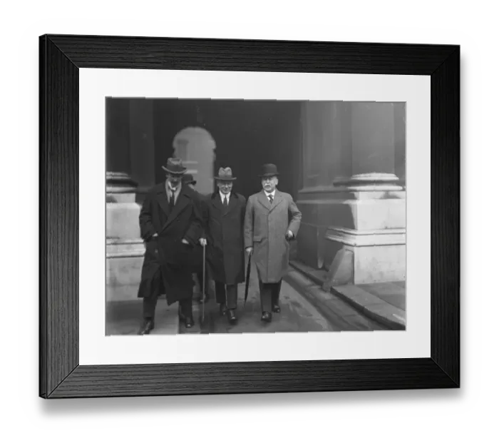 Framed Print : The Prime Ministers Consultation at Downing Street Lord Younger ( right ) and Lord Framed Print : The Prime Ministers Consultation at Downing Street Lord Younger ( right ) and Lord