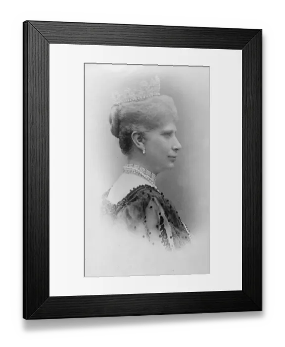 Framed Print : The Queen Dowager of Denmark 16 October 1924