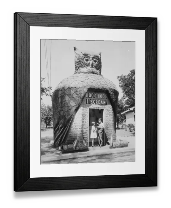 Framed Print : In a city of nightmare houses. Picture from Los Angeles showing an Ice Cream shop Framed Print : In a city of nightmare houses. Picture from Los Angeles showing an Ice Cream shop