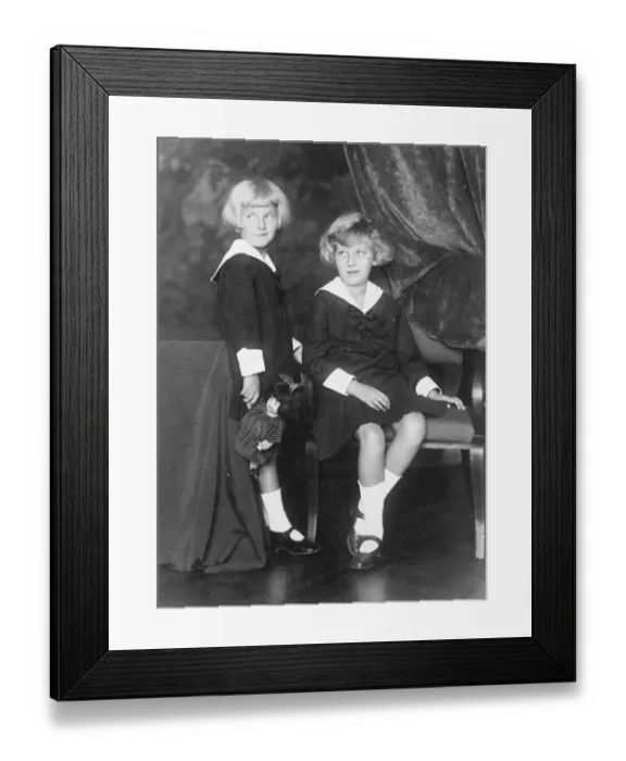 Framed Print : Alice and Irma de Hadamar, two Hungarian sisters, who have been endowned by nature Framed Print : Alice and Irma de Hadamar, two Hungarian sisters, who have been endowned by nature