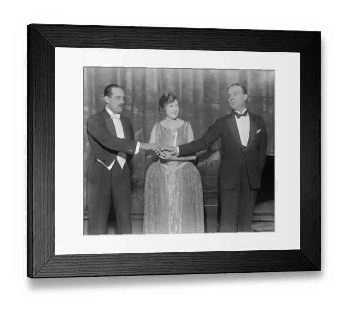 Framed Print : Miss Renee Kelly in a new sketch at the London Coliseum, supported by her husband Framed Print : Miss Renee Kelly in a new sketch at the London Coliseum, supported by her husband