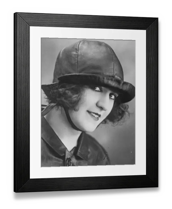 Framed Print : Famous tragedians daughter wins first prize in tragedy Mlle Sully, daughter Framed Print : Famous tragedians daughter wins first prize in tragedy Mlle Sully, daughter