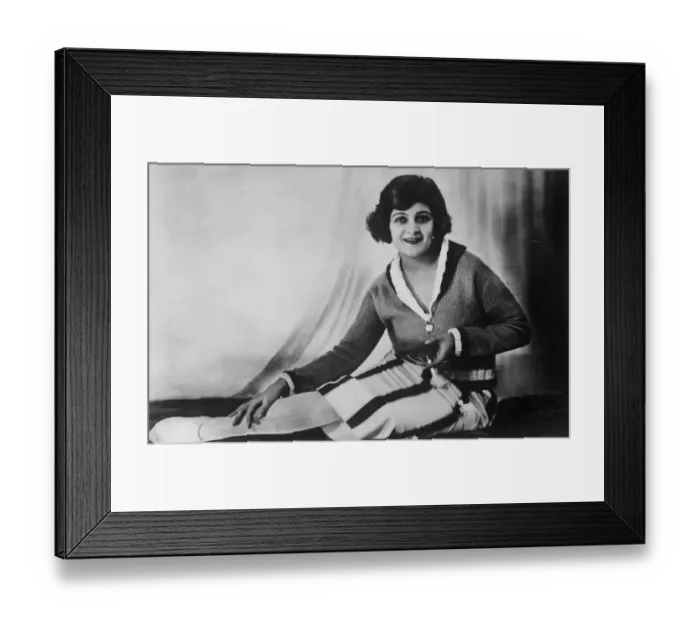 Framed Print : Mlle Lili Damita, the Continental film star. 20 December 1926 Framed Print : Mlle Lili Damita, the Continental film star. 20 December 1926