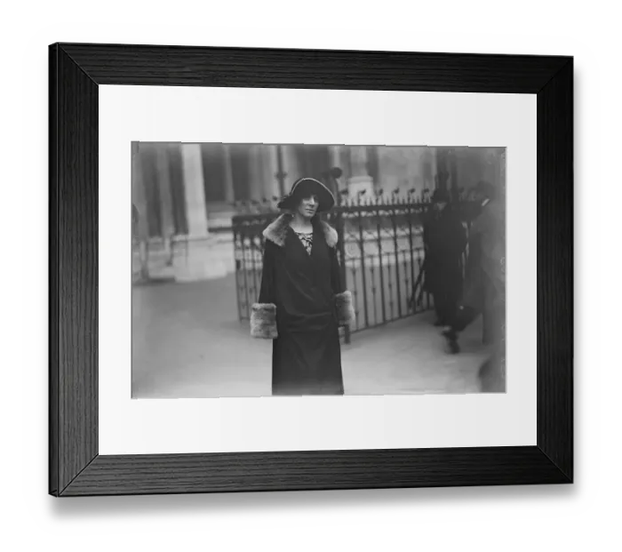 Framed Print : Judges compliment to Scientists daughter. Mrs Ayrton Gould, a daughter of Framed Print : Judges compliment to Scientists daughter. Mrs Ayrton Gould, a daughter of