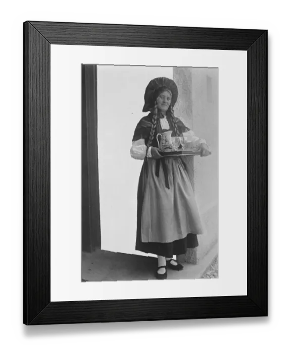 Framed Print : Laura Laurenz, Switzerlands prettiest Nippy. 5 July 1927 Framed Print : Laura Laurenz, Switzerlands prettiest Nippy. 5 July 1927