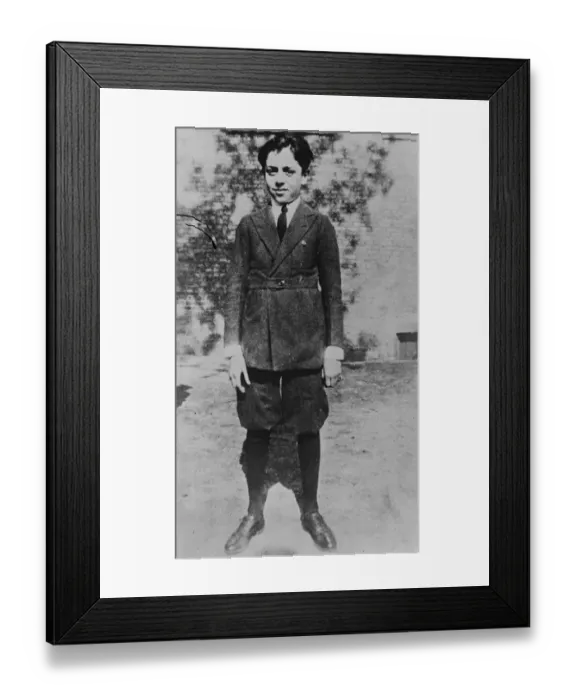 Framed Print : Millionaires son kidnapped and murdered. The entire detective force of Chicago Framed Print : Millionaires son kidnapped and murdered. The entire detective force of Chicago