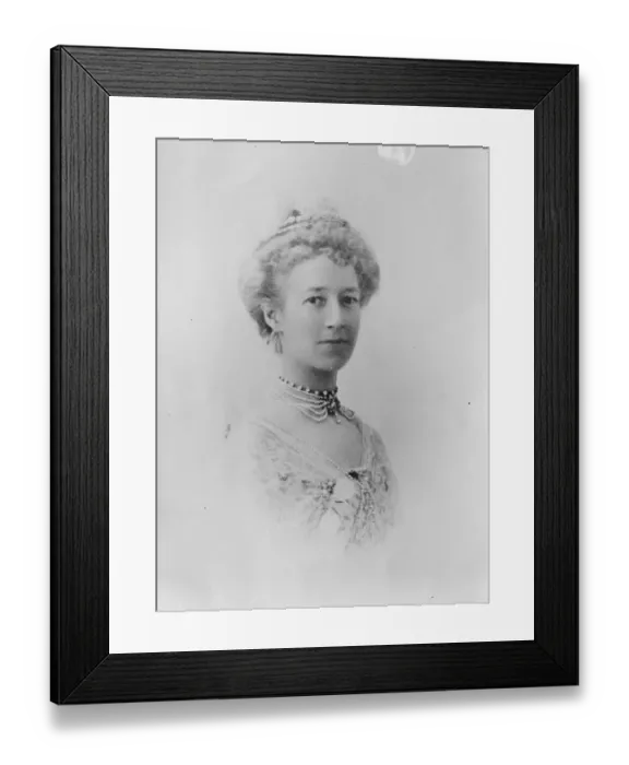 Framed Print : Birthday Honours List Lady Waring, the wife of Lord Samuel James Waring Butt, Director of Waring Framed Print : Birthday Honours List Lady Waring, the wife of Lord Samuel James Waring Butt, Director of Waring