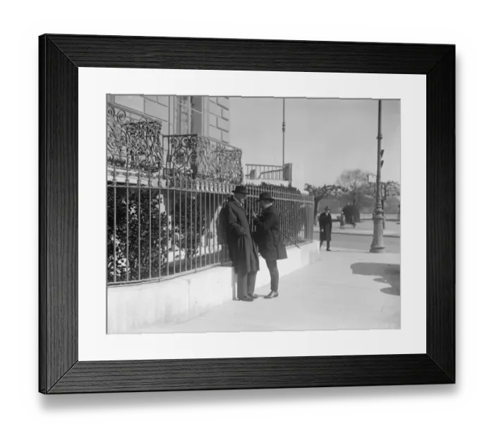 Framed Print : An informal chat at Geneva. Lord Robert Cecil has a talk by the roadside with M Framed Print : An informal chat at Geneva. Lord Robert Cecil has a talk by the roadside with M