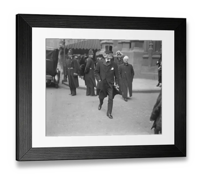 Framed Print : State Opening of Parliament Lord Wyfold leaving the House of Lords 7 February 1922 Framed Print : State Opening of Parliament Lord Wyfold leaving the House of Lords 7 February 1922