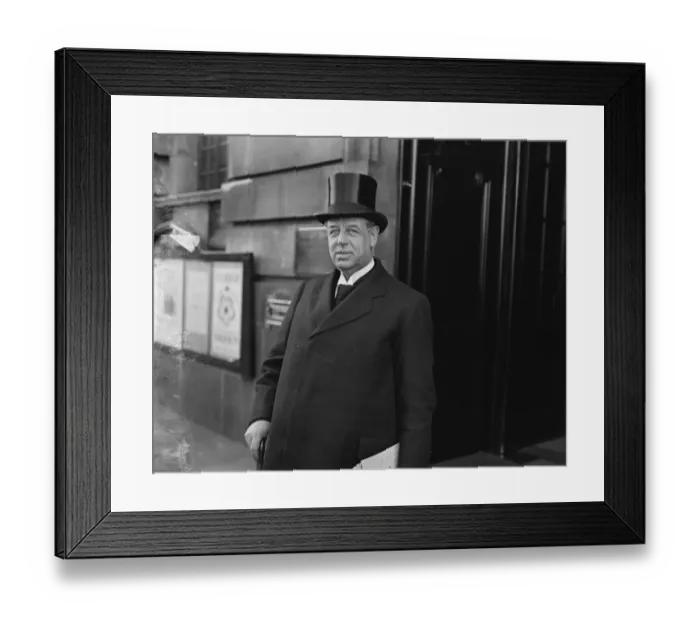 Framed Print : Parties prepare for Brixton by - election. The Reverend F J Laverack, the Liberal candidate Framed Print : Parties prepare for Brixton by - election. The Reverend F J Laverack, the Liberal candidate