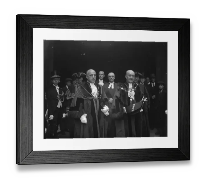 Framed Print : The new Sheriffs sworn in. Mr Alderman C A Batho ( left ) and Mr Francis Agar Framed Print : The new Sheriffs sworn in. Mr Alderman C A Batho ( left ) and Mr Francis Agar