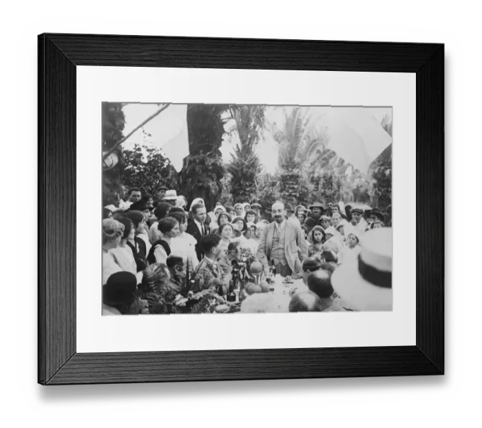 Framed Print : Egyptian official photograph. Dr Weizmann speaking at Richon le Zion. 28 October 1922 Framed Print : Egyptian official photograph. Dr Weizmann speaking at Richon le Zion. 28 October 1922