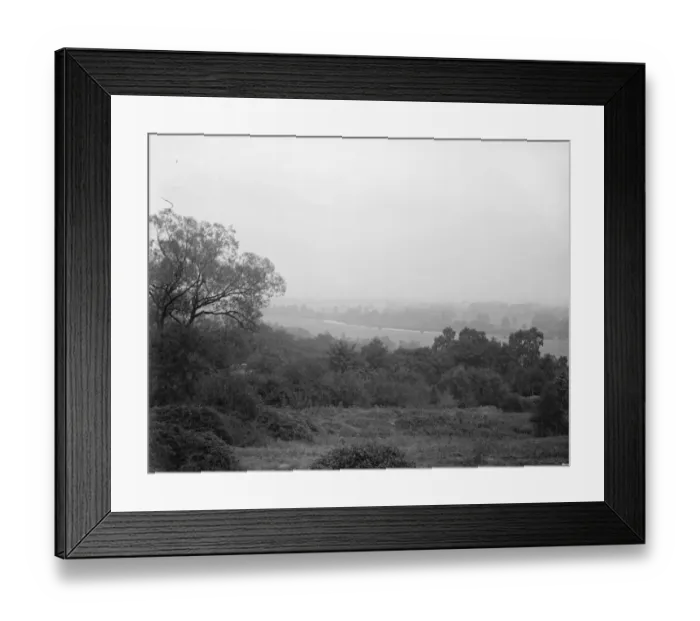 Framed Print : Tudor mansion for Sir Stephen Lennards Canadian bride. Wickham Court, Kent A Framed Print : Tudor mansion for Sir Stephen Lennards Canadian bride. Wickham Court, Kent A