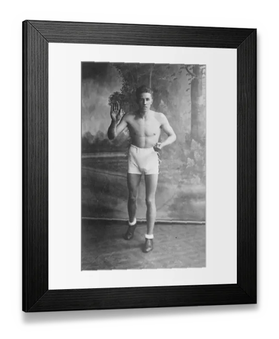 Framed Print : Van t Hof posed. 1925 Framed Print : Van t Hof posed. 1925