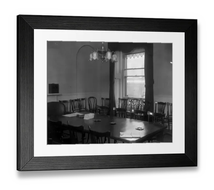 Framed Print : The Forum Club, 6 Grosvenor Place, London. The board room