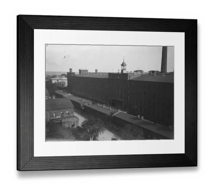 Framed Print : Panoramic view of the greatest Cotton factory of Lodtz. Largest in Europe. Photos show factory Framed Print : Panoramic view of the greatest Cotton factory of Lodtz. Largest in Europe. Photos show factory