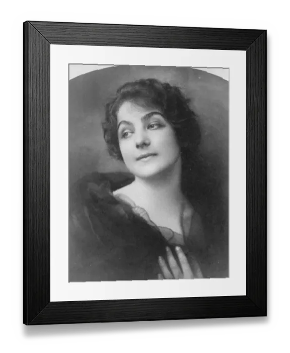 Framed Print : ? 95, 000 Damages Mrs Docrit Woodhouse who was awaded ? 95, 000 damages in action Framed Print : ? 95, 000 Damages Mrs Docrit Woodhouse who was awaded ? 95, 000 damages in action