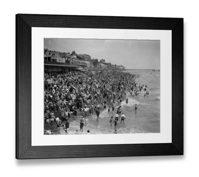 Framed Print : The beach at Ramsgate. 19th August 1929 Framed Print : The beach at Ramsgate. 19th August 1929