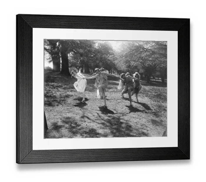 Framed Print : Miss Helen May pupils in Richmond Park 2 July 1921 Framed Print : Miss Helen May pupils in Richmond Park 2 July 1921