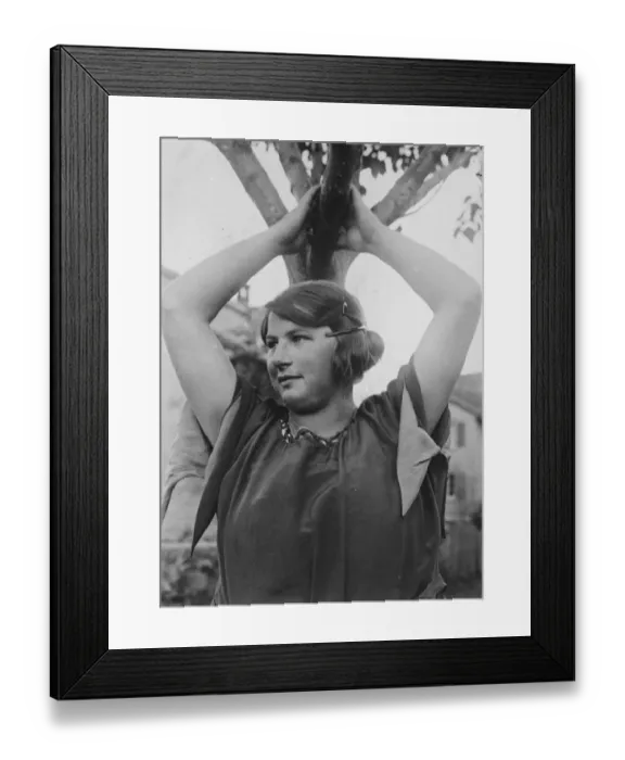 Framed Print : Girl who never sleeps. Medical men of France, Germany, Italy and Switzerland Framed Print : Girl who never sleeps. Medical men of France, Germany, Italy and Switzerland