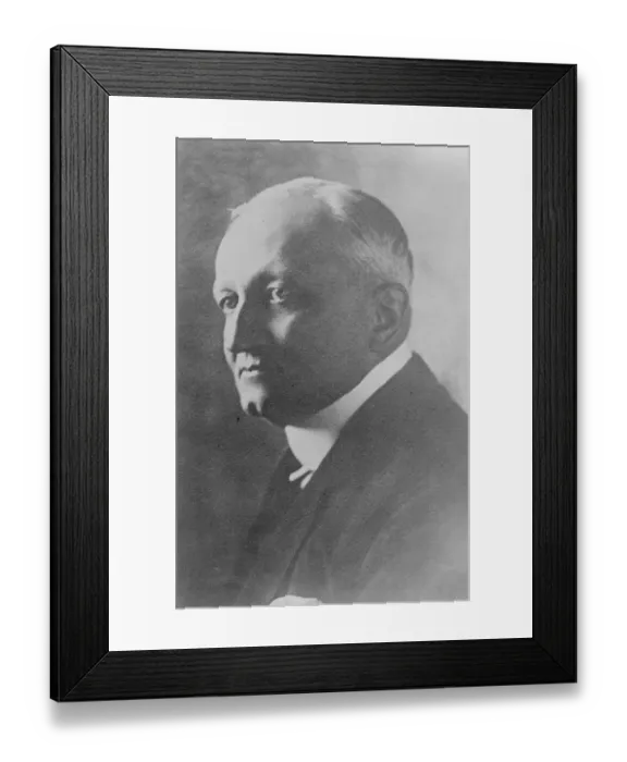 Framed Print : The New Polish Minister in London M Constantin Skirmunt who is arriving in London Framed Print : The New Polish Minister in London M Constantin Skirmunt who is arriving in London